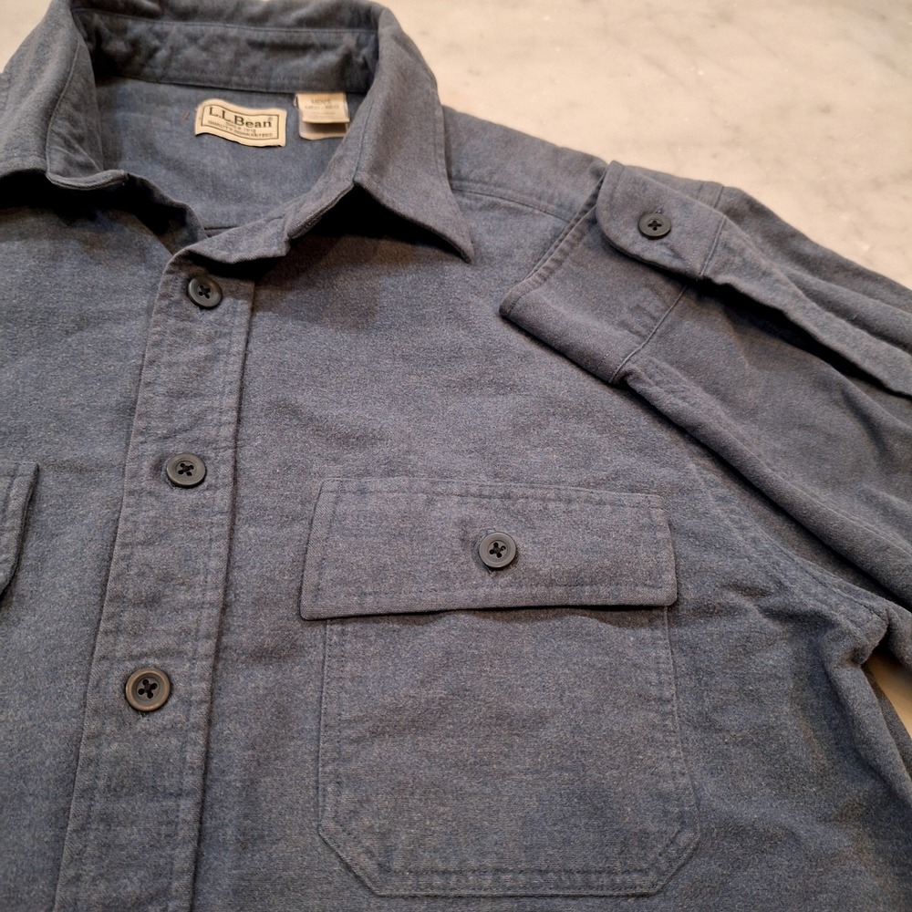 LL Bean Heavy Duty Flannel Shirt Mens M Blue Gray LS Cotton Button Down Workwear